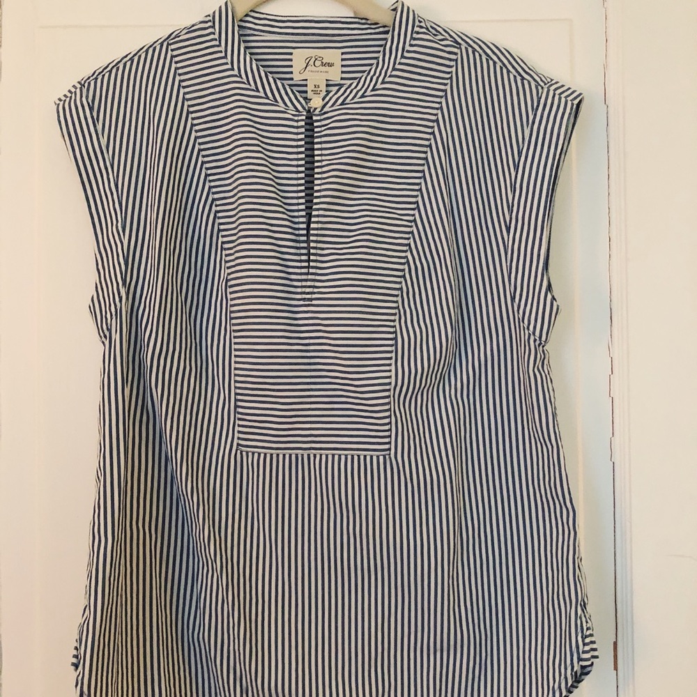 Striped no sleeve top